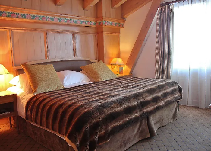 Hotel Le Carlina Courchevel 1850 5* קורשבל
