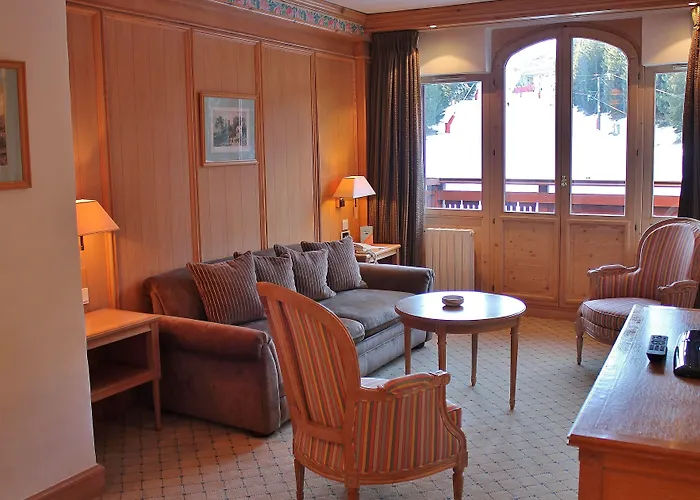 מלון Hotel Le Carlina Courchevel 1850 5*